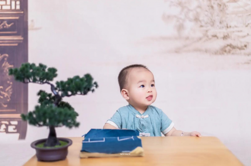 龙海宝宝拉屎就哭 龙海宝宝拉屎就哭